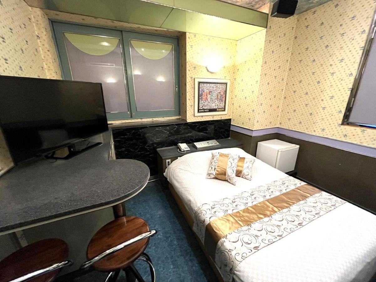Hotel Crystal 大人専用 Tokyo Exterior photo