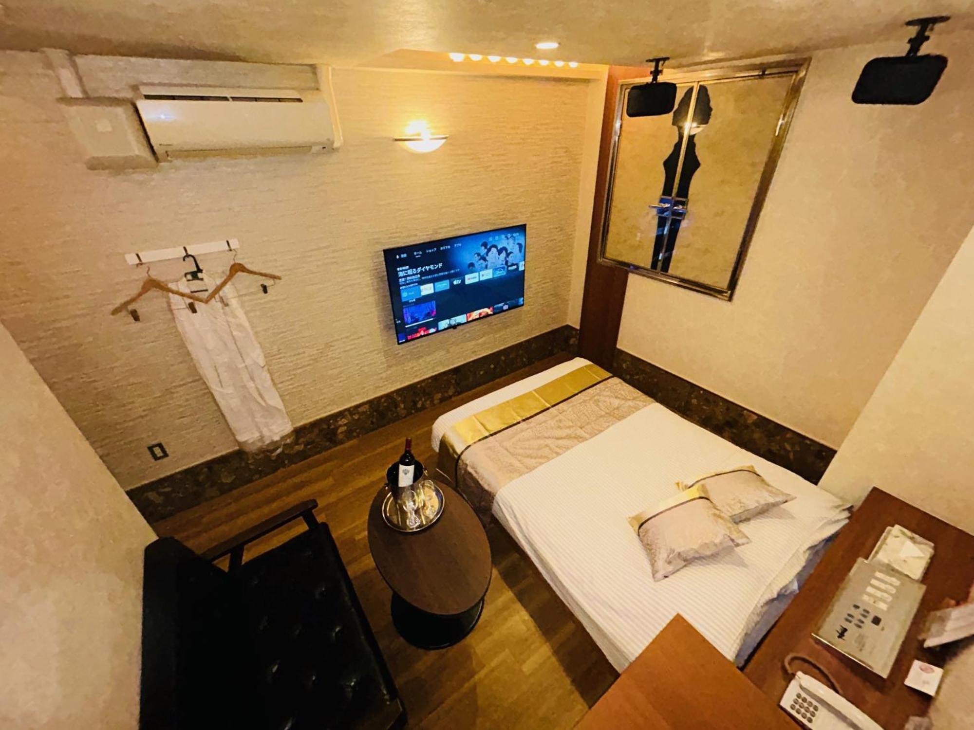 Hotel Crystal 大人専用 Tokyo Exterior photo